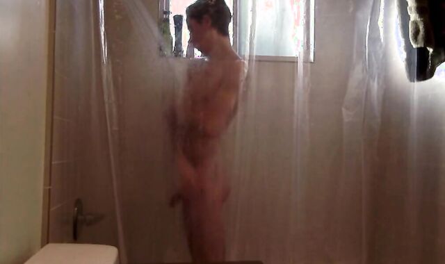 Skinny Twink Bareback in the Shower on Webcam