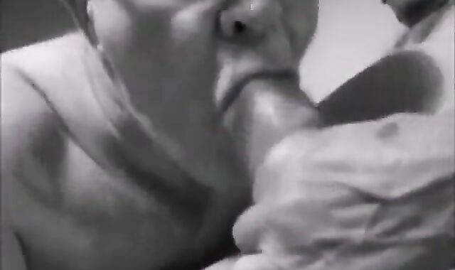 Older Daddy Barebacks Me