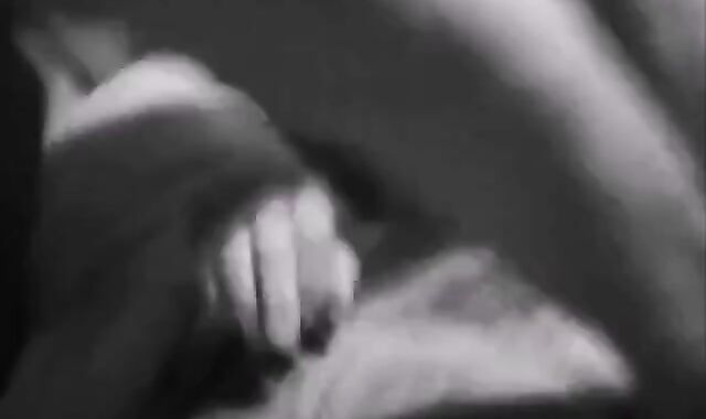 Older Daddy Barebacks Me