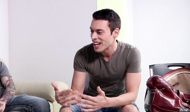 Not Your Average Tupperware Party - Pub Hook up