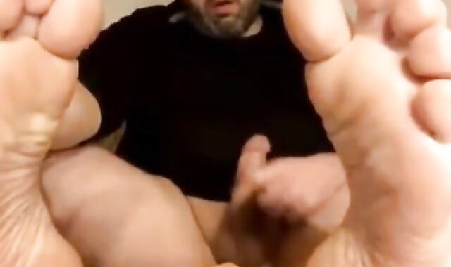 Beefy German Daddy Strokes and Cums on Cam