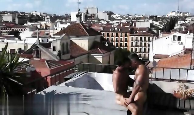 mouth-watering man Comes Back Home For A admirable smash