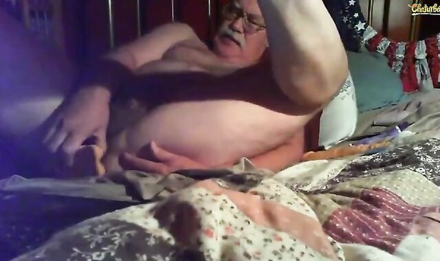 Dale A Ladd Exposes Himself Wanting plenty of-pound-a-thon