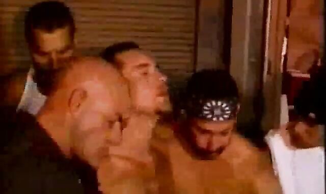 Garage group group-ravage-out