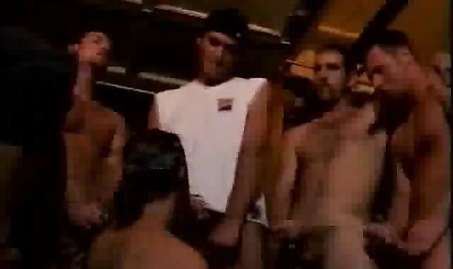 Garage group group-ravage-out