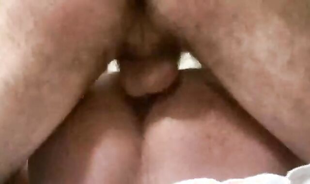 Lobo's Wolf gang-romp