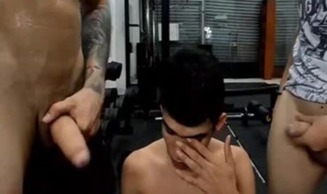 lalin lady Bottom acquires two stiffys Live