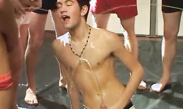 Twink guy helps with gang-bang