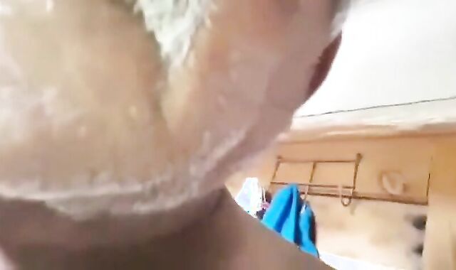 Amateur Turkish Bear Daddy Masturbating for Interracial Fans
