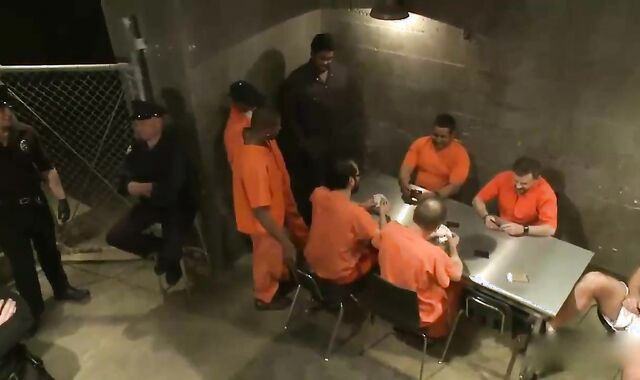 Lockup Cell Extraction Prison bunch pound