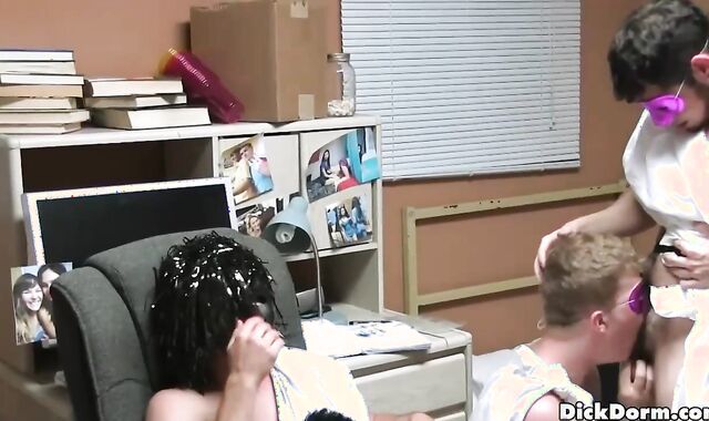 Toga Party - College plumb