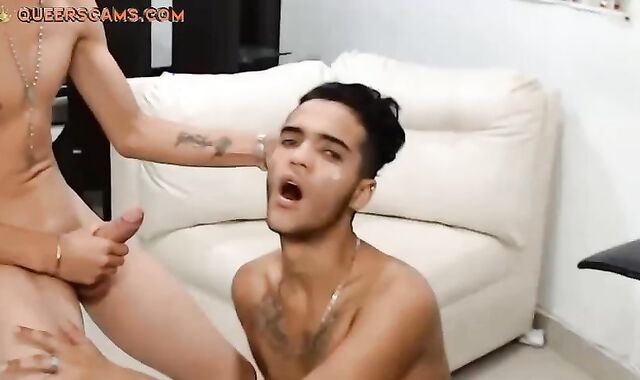 drilling Triple bootie money-shot On Cruisingcams.com