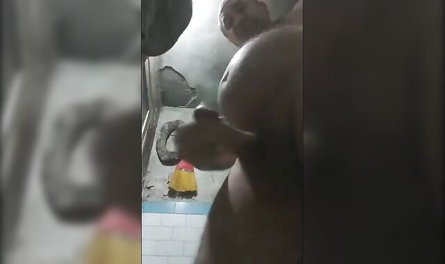 Turkish Daddy's Solo Show