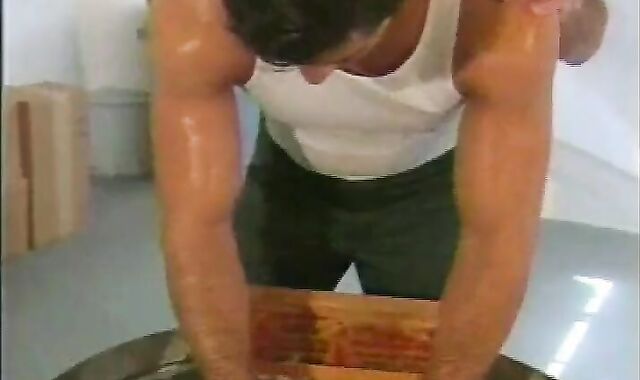 Lex Baldwin : Powertool 2 Cracking Out