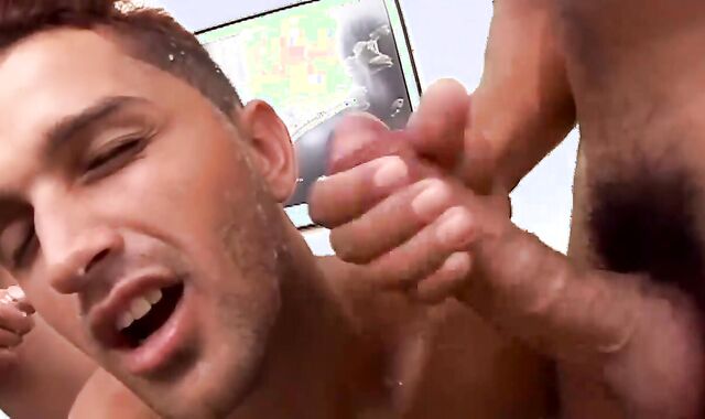 Ricky Ferraz And Davyd pounds Yuri