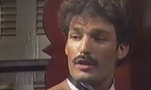 unwrapped Lunch (Vintage Pre-love glove)