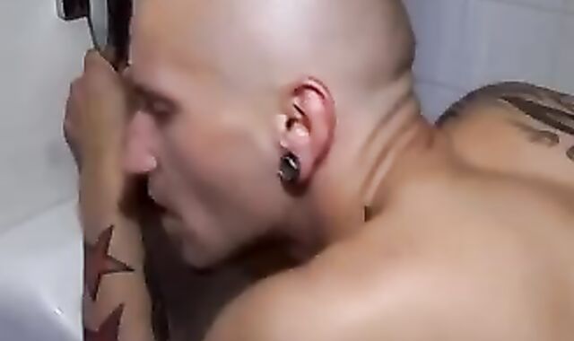 queer plenty of fuck In The Shower greater quantity On Livec