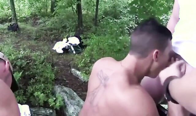 crew-pummeled In The Woods - ?