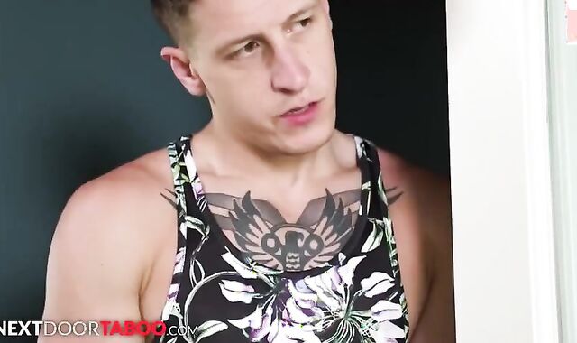 Aspen Catches His boyfriend Eyeing His Stepbrother Wank