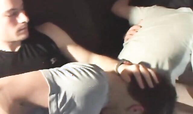 shlong Smokers bang-out