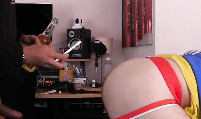 Un Ptit Mec De CitÃ© Pas Bavard Tente Sa PremiÃ¨re Baise Avec Un Mec Et Se DÃ©brouille PlutÃ´t Pas Mal.