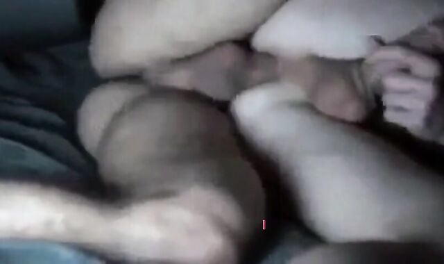 Bareback Amateur Takes on Big Cock in Bochum