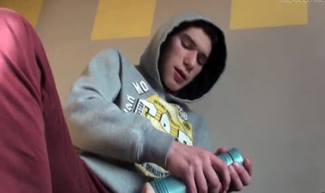 Xhamster.com 8054902 enormous Uncut bonks Flashlight 720p.mp4