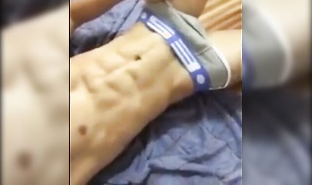 Muscular Twink Strips Down and Shows Off