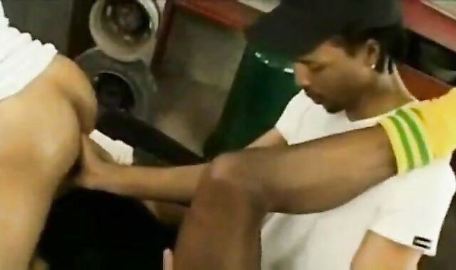 ebon plenty of engulfing & humping