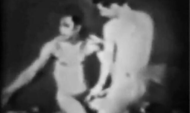 Vintage Bareback Blowjob by Amateurs