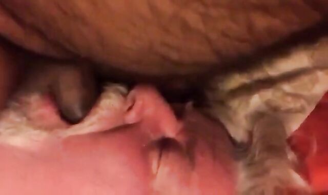 Daddy Barebacks His Cub