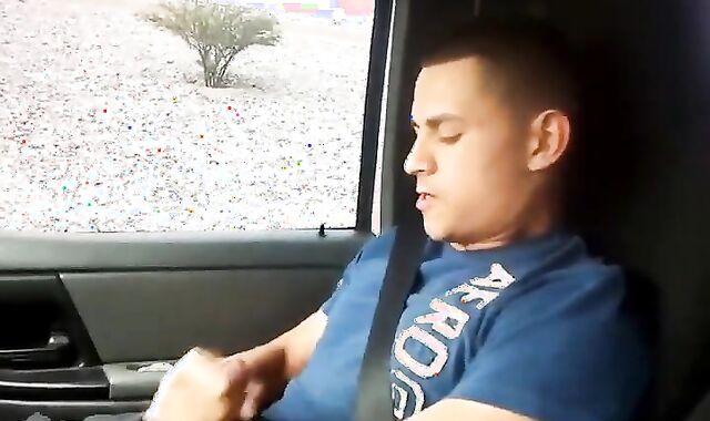 Vergonha: Gozada com Blowjob Latino