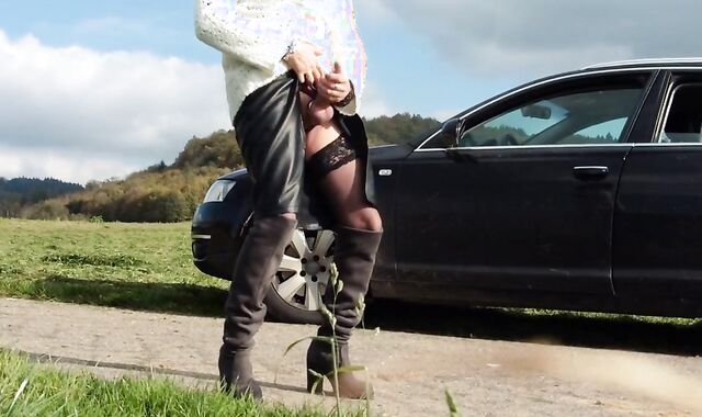 Old Smoking Crossdresser Jacks Off Outdoors