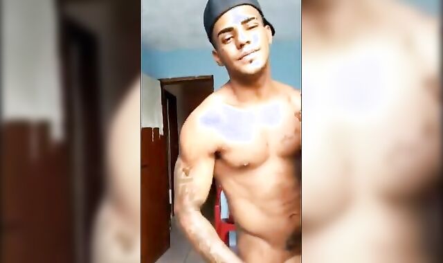 Muscular Latin Amateur Tops Perfectly