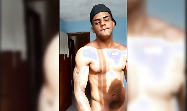 Muscular Latin Amateur Tops Perfectly