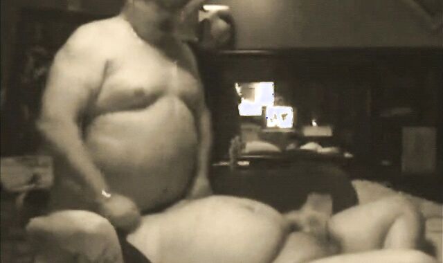 Fat Daddy Trucker Barebacks Young Pup