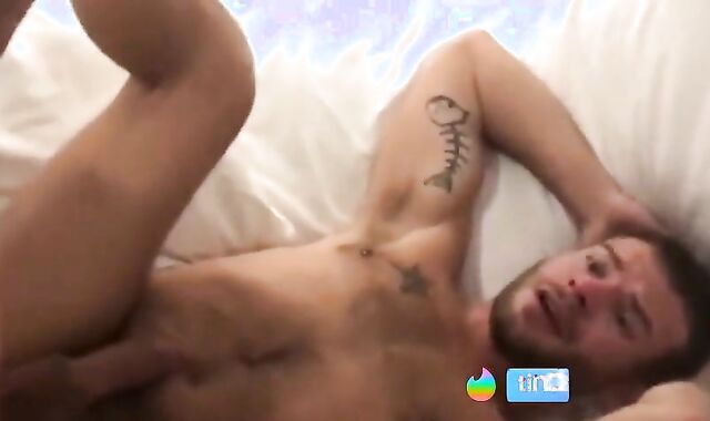 Bareback Amateur Hunk 2