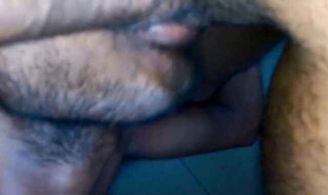 Expat Enjoys Asian Blowjob in Sri Lanka