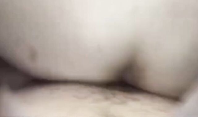 Bareback Creaming of a Slut by Multiple Men