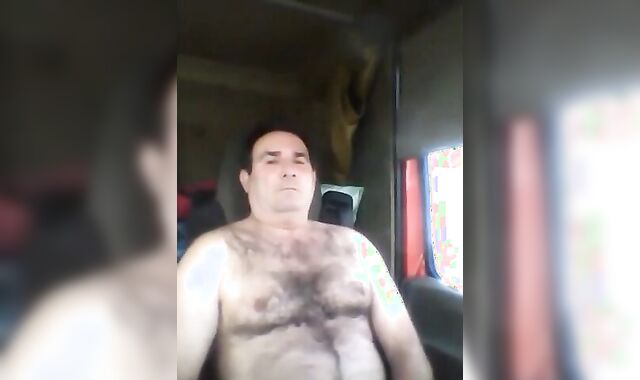 Amateur Daddy: Horny Trucker Stud