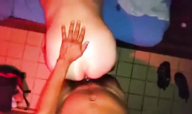 Silverdaddy Moans for Bareback Breeding