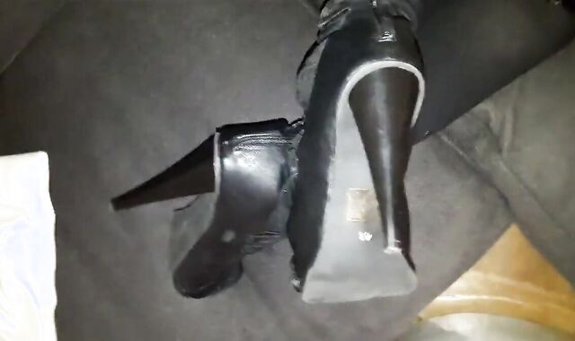 Sissy Crossdresser Slut Deepthroats Big Cock for Daddy