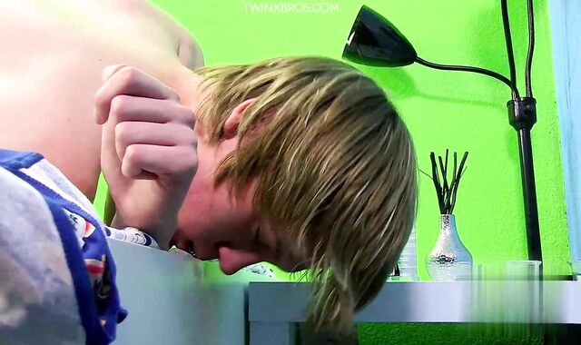 Corey'S First Glass Dildo