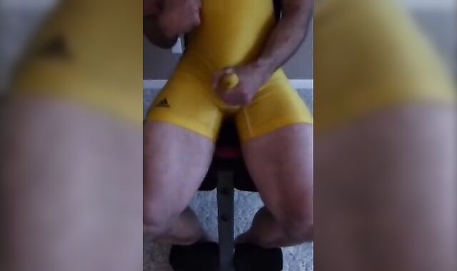 Muscular Daddy Bear Jacks Off in a Wrestling Singlet 2