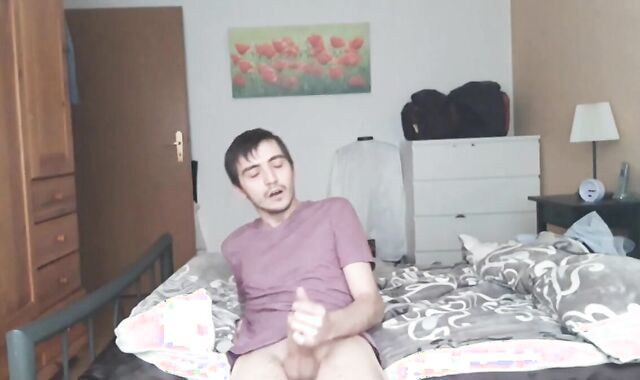 Heißer Twink-Striptease mit Handjob vor der Webcam