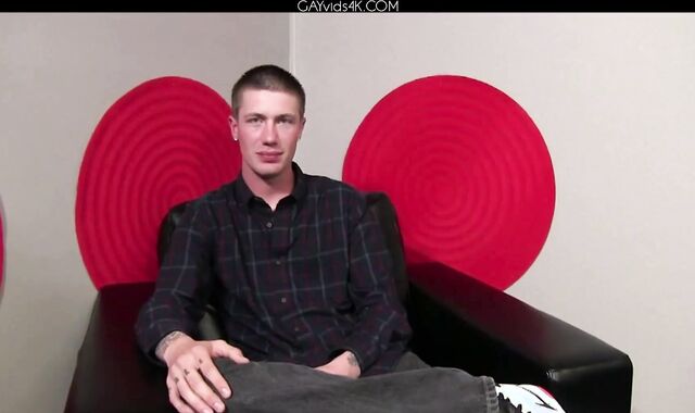 Alan North Shows Off H