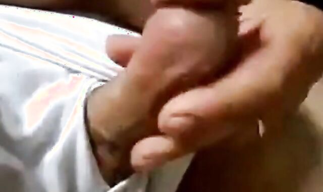 Fat Amateur Gets a Thick 5-Inch Boner