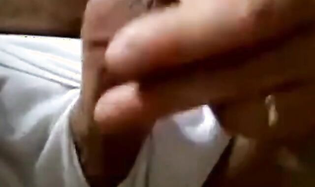 Fat Amateur Gets a Thick 5-Inch Boner