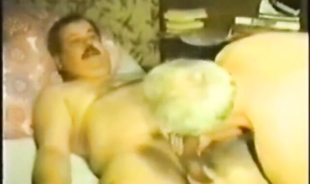 Chubby Gay Daddies Play