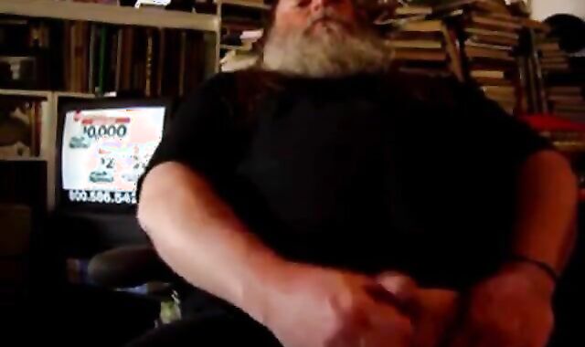 Daddy Bear Jerks Off Solo